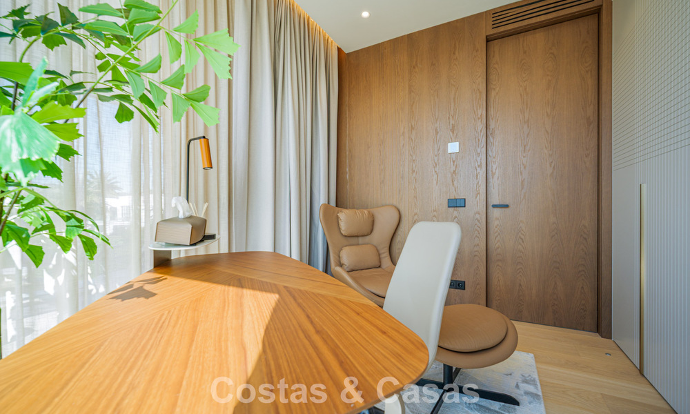 Exclusive, modern luxury villa for sale within walking distance to the beach in Eastern Marbella 796904