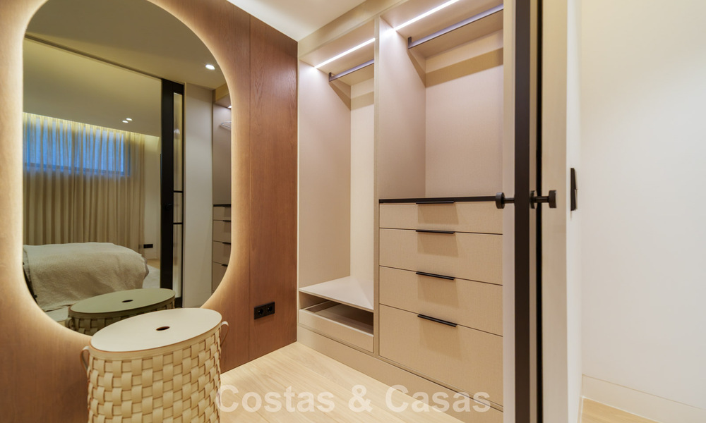 Exclusive, modern luxury villa for sale within walking distance to the beach in Eastern Marbella 796911