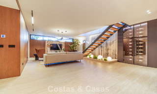Exclusive, modern luxury villa for sale within walking distance to the beach in Eastern Marbella 796914 
