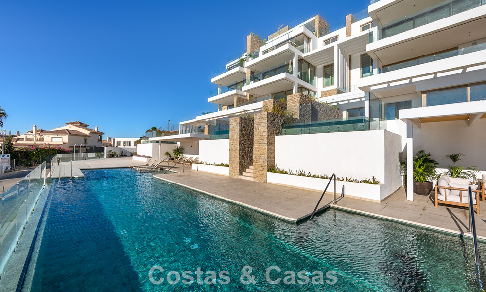Move-in ready! Luxurious, modern apartments with panoramic sea views for sale in Mijas’ Golf Valley on the Costa del Sol 797094