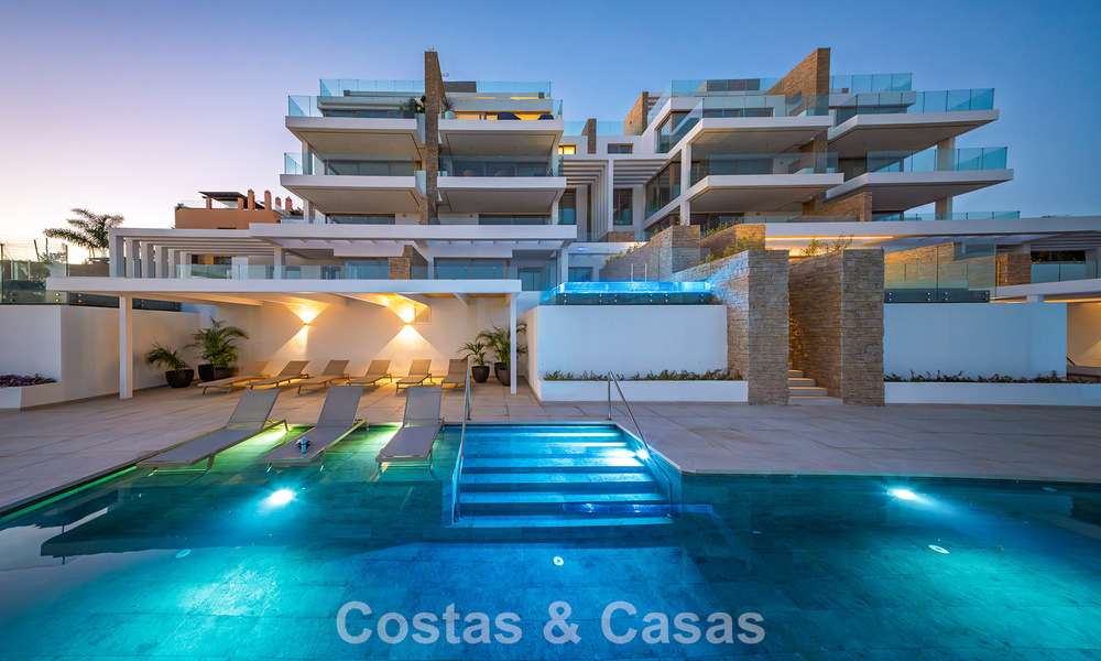 Move-in ready! Luxurious, modern apartments with panoramic sea views for sale in Mijas’ Golf Valley on the Costa del Sol 797104