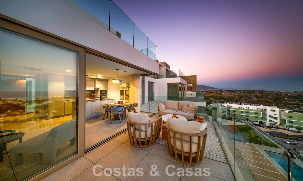 Move-in ready! Luxurious, modern apartments with panoramic sea views for sale in Mijas’ Golf Valley on the Costa del Sol 797128