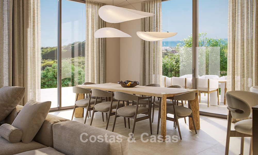 Modern newly built villas for sale frontline golf, close to Estepona town centre 796963