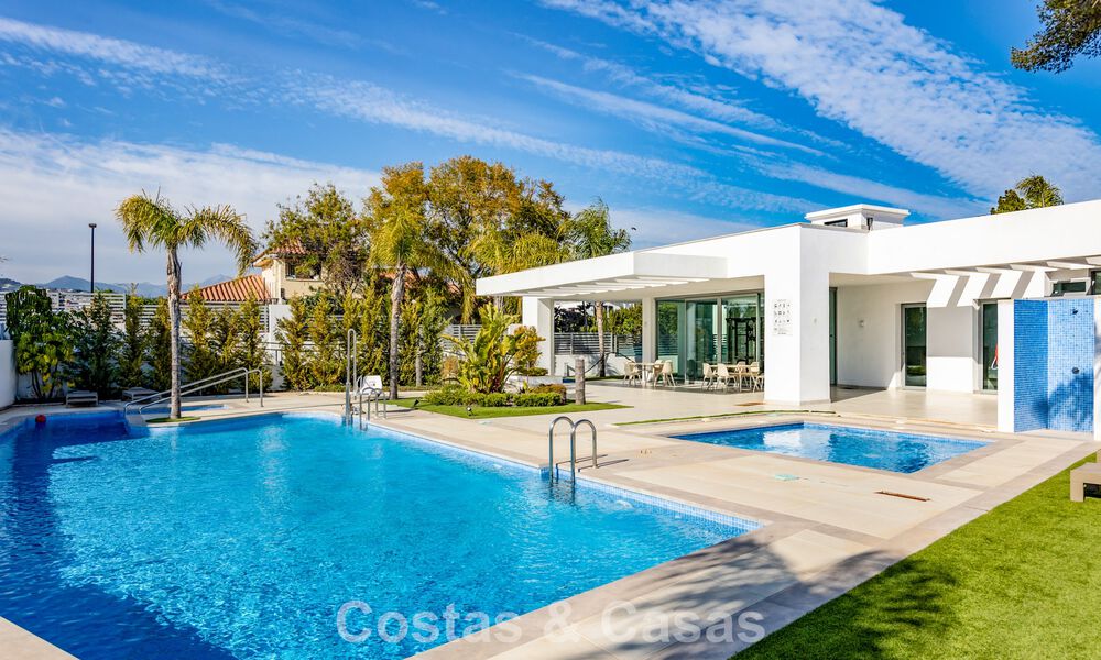 Luxurious semi-detached villa for sale close to amenities in Guadalmina Golf and San Pedro Centre, Marbella 797172