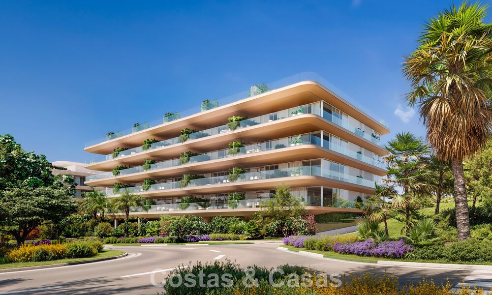 Launch! Avant-garde luxury apartments for sale with sea views, just a stone’s throw from the beach and promenade in Estepona 797183