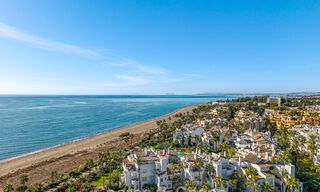 Elegant renovated apartment for sale within walking distance of the beach on the New Golden Mile between Marbella and Estepona 797219 