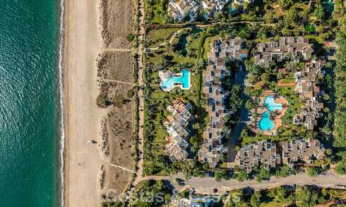 Elegant renovated apartment for sale within walking distance of the beach on the New Golden Mile between Marbella and Estepona 797229