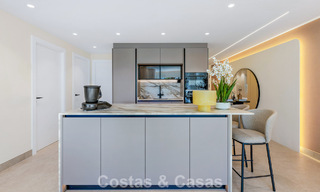 Elegant renovated apartment for sale within walking distance of the beach on the New Golden Mile between Marbella and Estepona 797244 