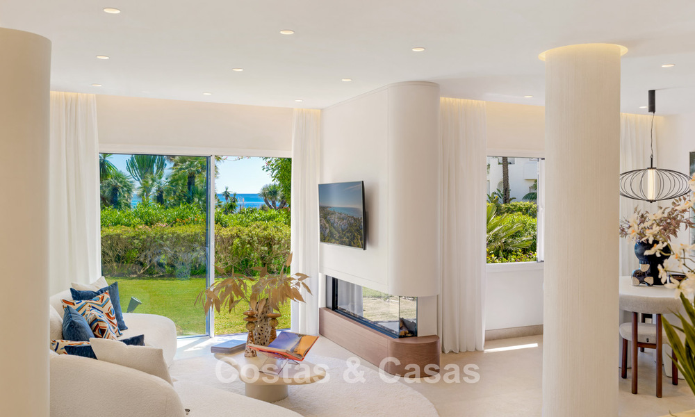 Elegant renovated apartment for sale within walking distance of the beach on the New Golden Mile between Marbella and Estepona 797261