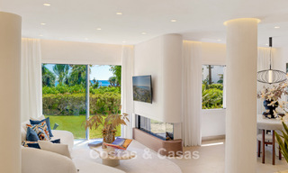 Elegant renovated apartment for sale within walking distance of the beach on the New Golden Mile between Marbella and Estepona 797261 