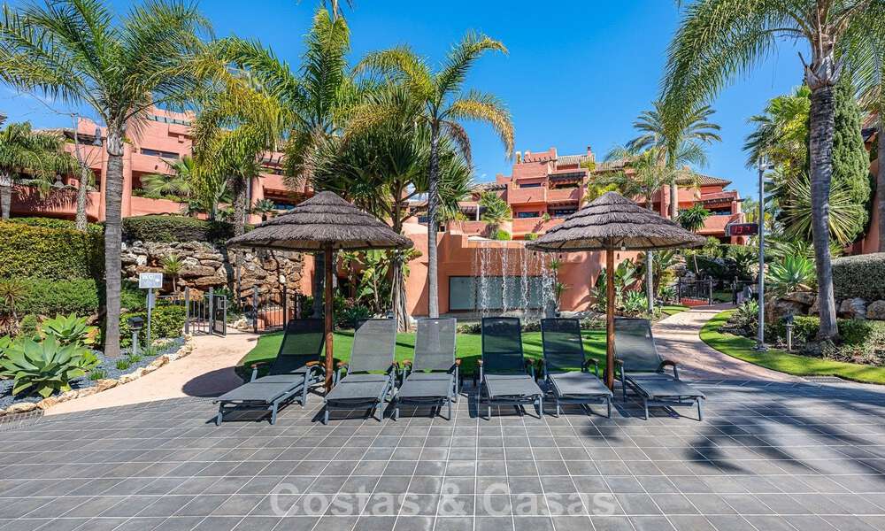 Luxury duplex penthouse for sale in a five-star beachfront complex on the New Golden Mile between Marbella and Estepona 797733