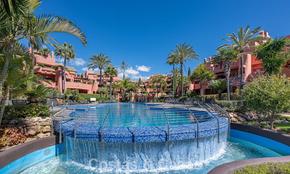 Luxury duplex penthouse for sale in a five-star beachfront complex on the New Golden Mile between Marbella and Estepona 797734