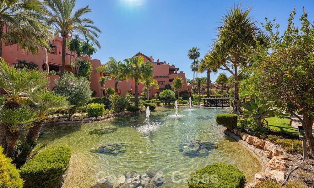 Luxury duplex penthouse for sale in a five-star beachfront complex on the New Golden Mile between Marbella and Estepona 797735