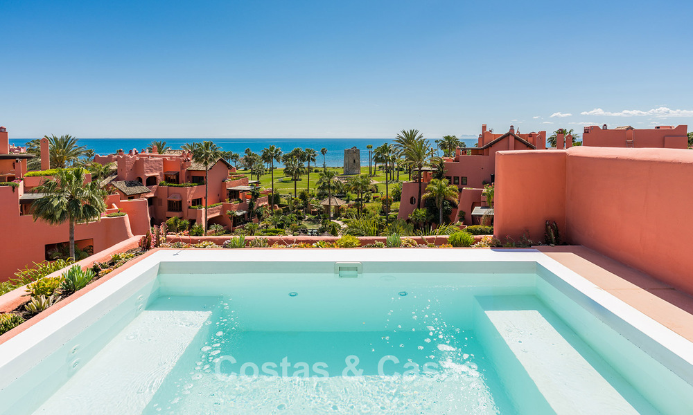 Luxury duplex penthouse for sale in a five-star beachfront complex on the New Golden Mile between Marbella and Estepona 797739