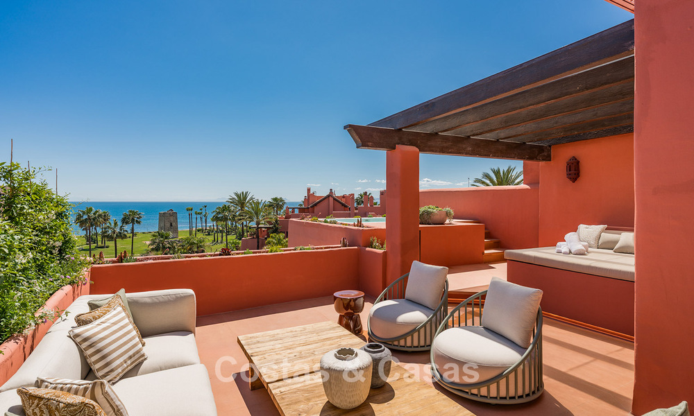 Luxury duplex penthouse for sale in a five-star beachfront complex on the New Golden Mile between Marbella and Estepona 797740