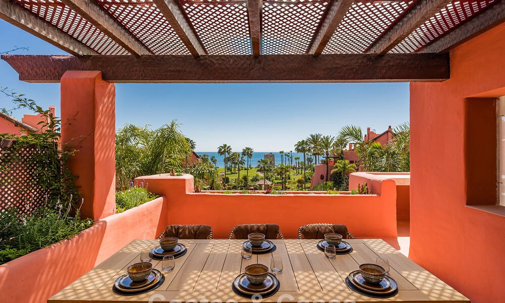 Luxury duplex penthouse for sale in a five-star beachfront complex on the New Golden Mile between Marbella and Estepona 797742