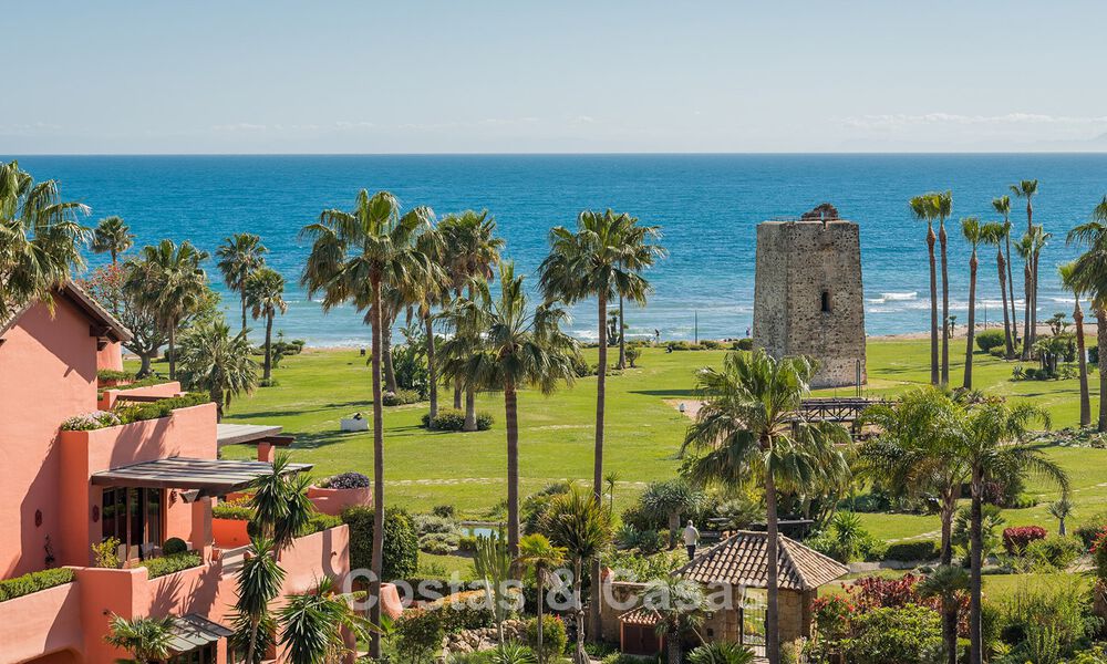 Luxury duplex penthouse for sale in a five-star beachfront complex on the New Golden Mile between Marbella and Estepona 797745