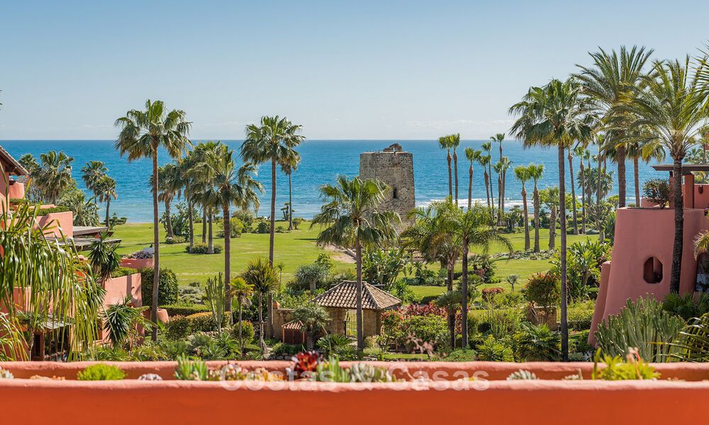 Luxury duplex penthouse for sale in a five-star beachfront complex on the New Golden Mile between Marbella and Estepona 797746
