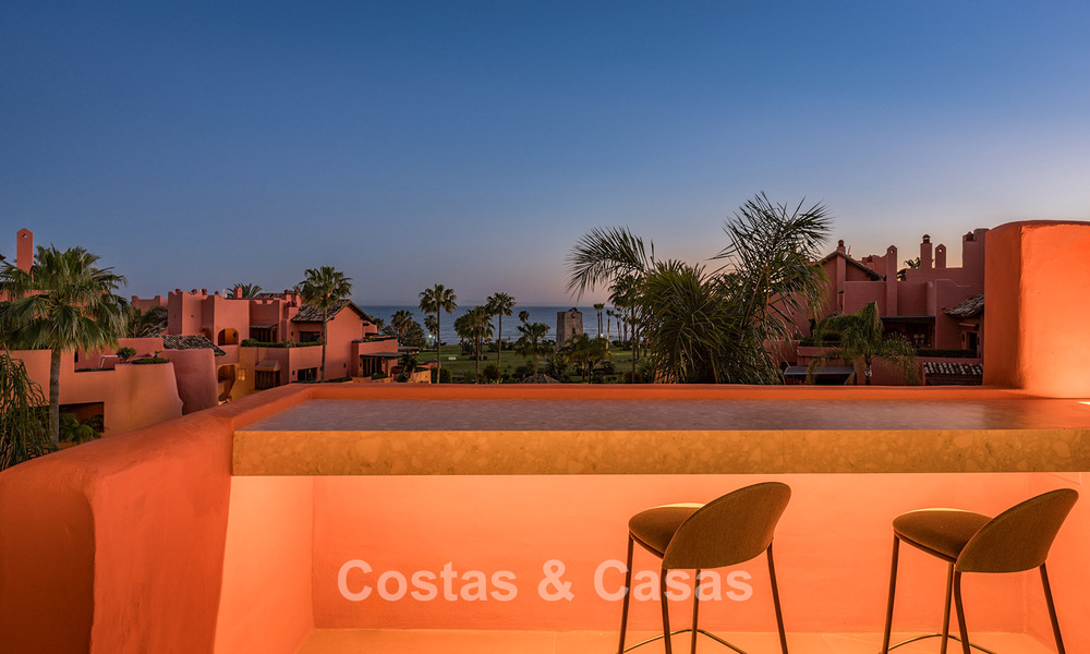 Luxury duplex penthouse for sale in a five-star beachfront complex on the New Golden Mile between Marbella and Estepona 797759