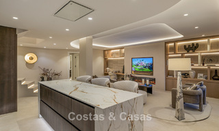 Luxury duplex penthouse for sale in a five-star beachfront complex on the New Golden Mile between Marbella and Estepona 797783 