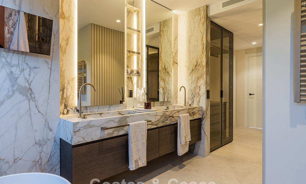 Luxury duplex penthouse for sale in a five-star beachfront complex on the New Golden Mile between Marbella and Estepona 797792