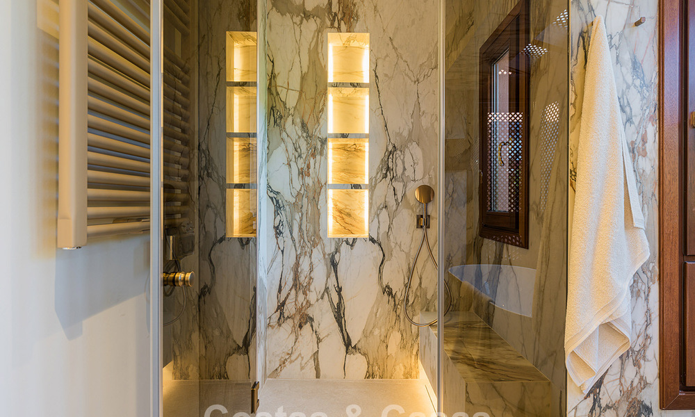 Luxury duplex penthouse for sale in a five-star beachfront complex on the New Golden Mile between Marbella and Estepona 797794