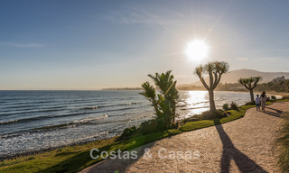 Luxury duplex penthouse for sale in a five-star beachfront complex on the New Golden Mile between Marbella and Estepona 797800 
