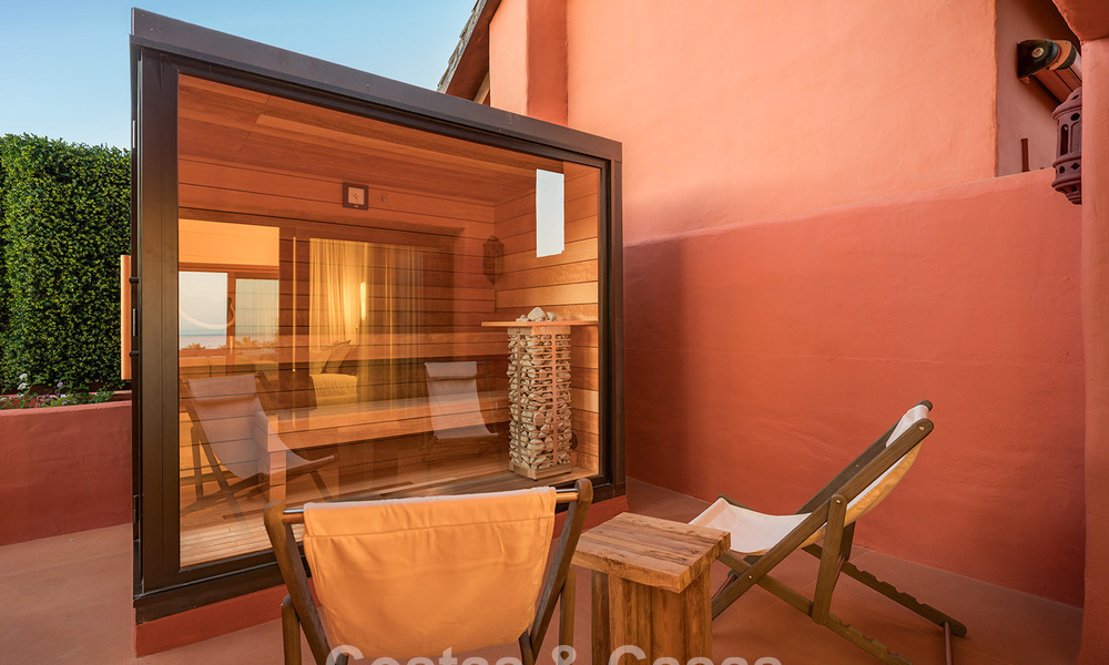 Luxury duplex penthouse for sale in a five-star beachfront complex on the New Golden Mile between Marbella and Estepona 797813