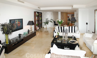Laguna de Banus for sale: Apartments and Penthouses 22453 