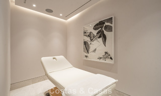 Sophisticated luxury villa for sale in an exclusive, peaceful gated community on Marbella’s Golden Mile 798024 