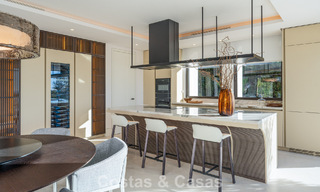 Sophisticated luxury villa for sale in an exclusive, peaceful gated community on Marbella’s Golden Mile 798027 