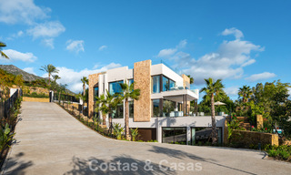 Sophisticated luxury villa for sale in an exclusive, peaceful gated community on Marbella’s Golden Mile 798047 