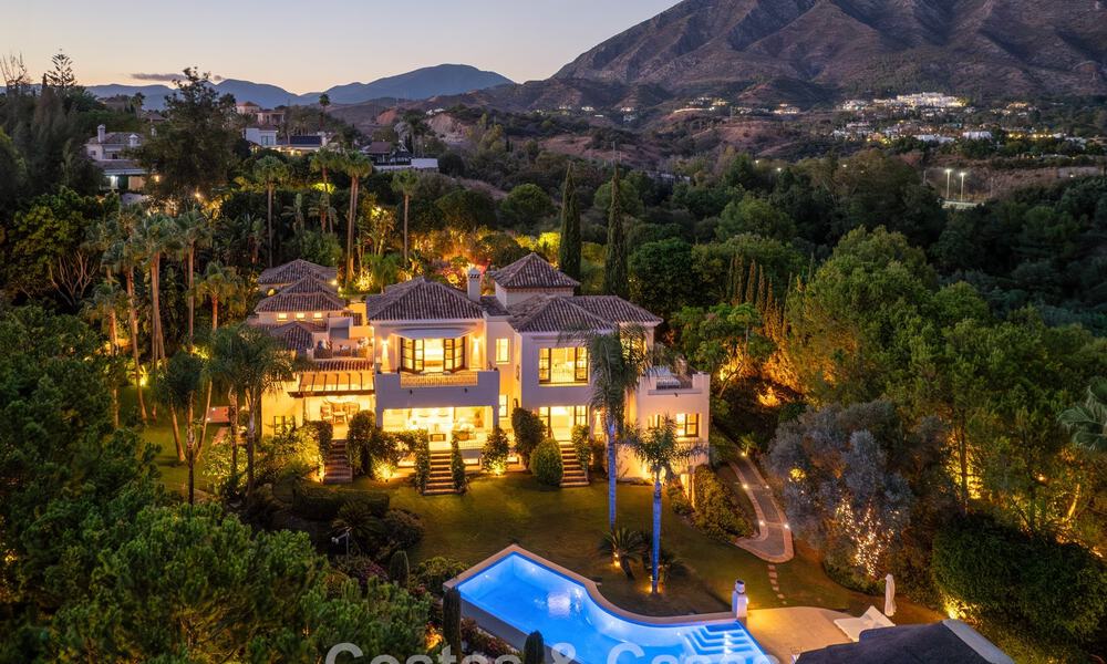 Remarkable Spanish luxury villa with sea view for sale in a green oasis on Marbella’s Golden Mile 798172