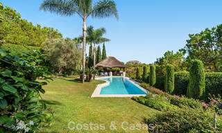 Remarkable Spanish luxury villa with sea view for sale in a green oasis on Marbella’s Golden Mile 798204 
