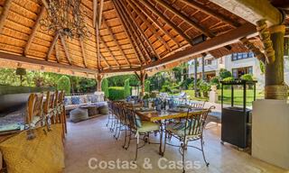 Remarkable Spanish luxury villa with sea view for sale in a green oasis on Marbella’s Golden Mile 798207 