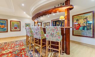 Remarkable Spanish luxury villa with sea view for sale in a green oasis on Marbella’s Golden Mile 798214 