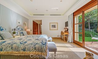 Remarkable Spanish luxury villa with sea view for sale in a green oasis on Marbella’s Golden Mile 798219 