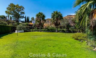 Exclusive Mediterranean-style villa for sale on a spacious plot in Marbella - Benahavís 797082 