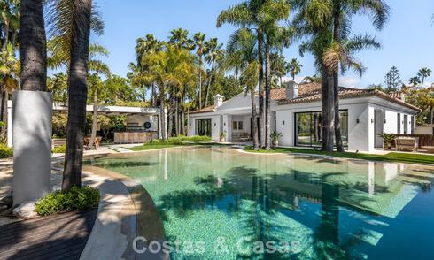Exclusive luxury villa with spectacular indoor and outdoor swimming pool for sale in Nueva Andalucía, Marbella 798054