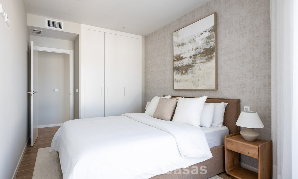 Modern penthouse with wraparound terrace and 360° views for sale in Nueva Andalucía, Marbella 798084