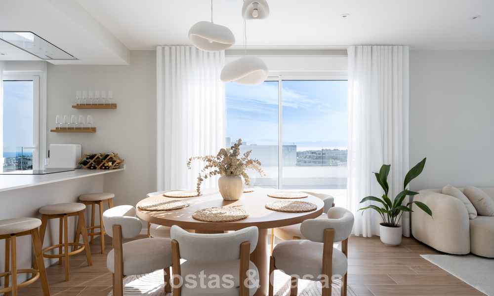 Modern penthouse with wraparound terrace and 360° views for sale in Nueva Andalucía, Marbella 798090