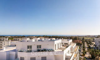 Modern penthouse with wraparound terrace and 360° views for sale in Nueva Andalucía, Marbella 798098 