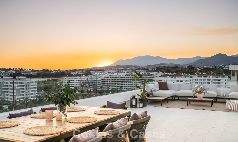 Modern penthouse with wraparound terrace and 360° views for sale in Nueva Andalucía, Marbella 798107