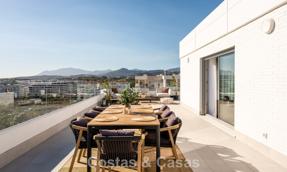 Modern penthouse with wraparound terrace and 360° views for sale in Nueva Andalucía, Marbella 798110