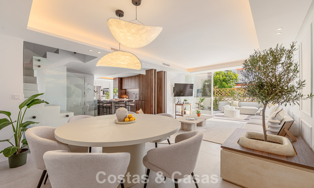 Renovated townhouse for sale on the golden mile, within walking distance of the beach and Puente Romano, Marbella 797320