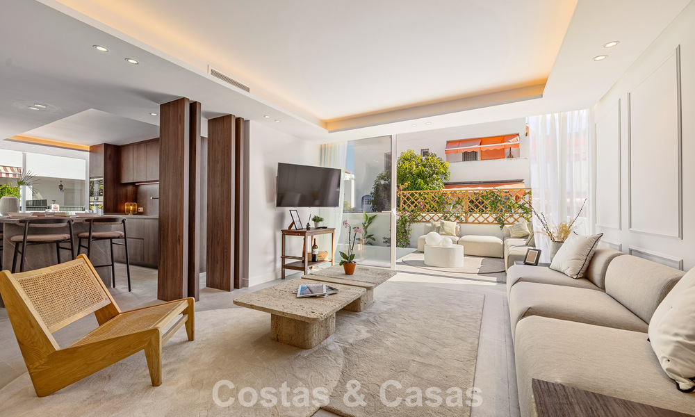 Renovated townhouse for sale on the golden mile, within walking distance of the beach and Puente Romano, Marbella 797321