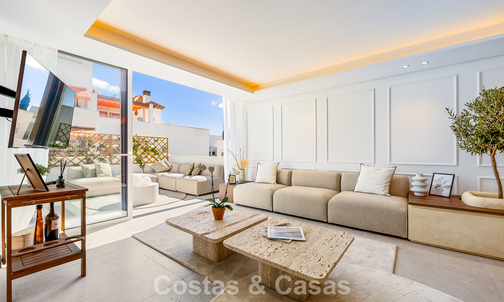 Renovated townhouse for sale on the golden mile, within walking distance of the beach and Puente Romano, Marbella 797323