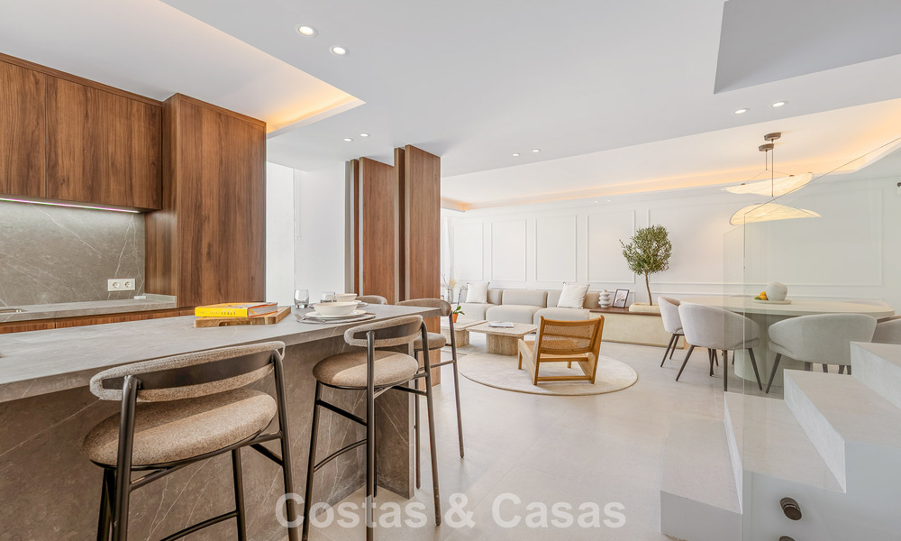 Renovated townhouse for sale on the golden mile, within walking distance of the beach and Puente Romano, Marbella 797325