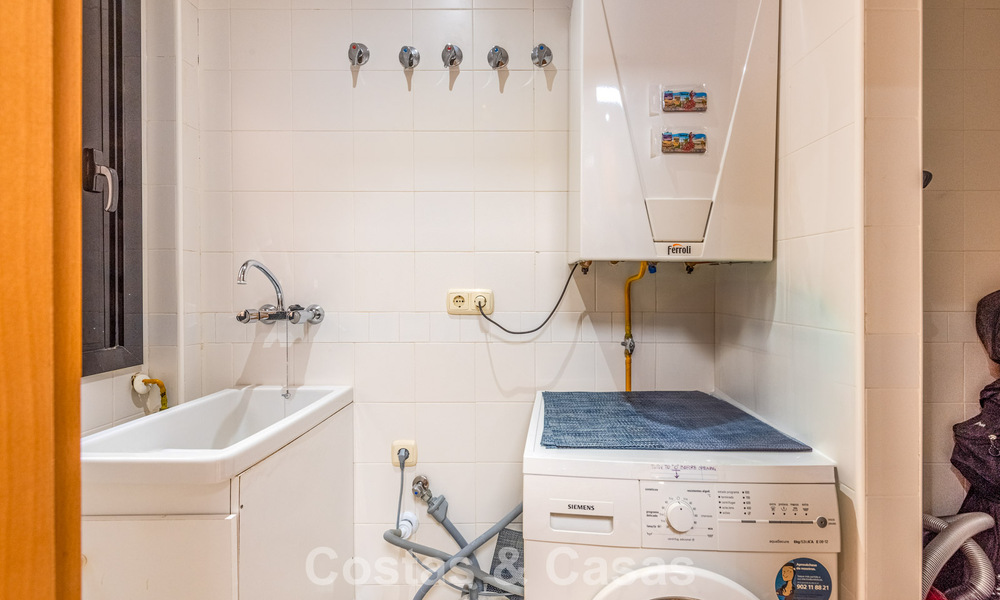 Exclusive apartment for sale 150m from the beach near Puerto Banús, Marbella 797163