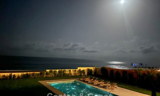 Exclusive, modern beachfront villa for sale with direct access to the beach in Mijas, Costa del Sol 797373 